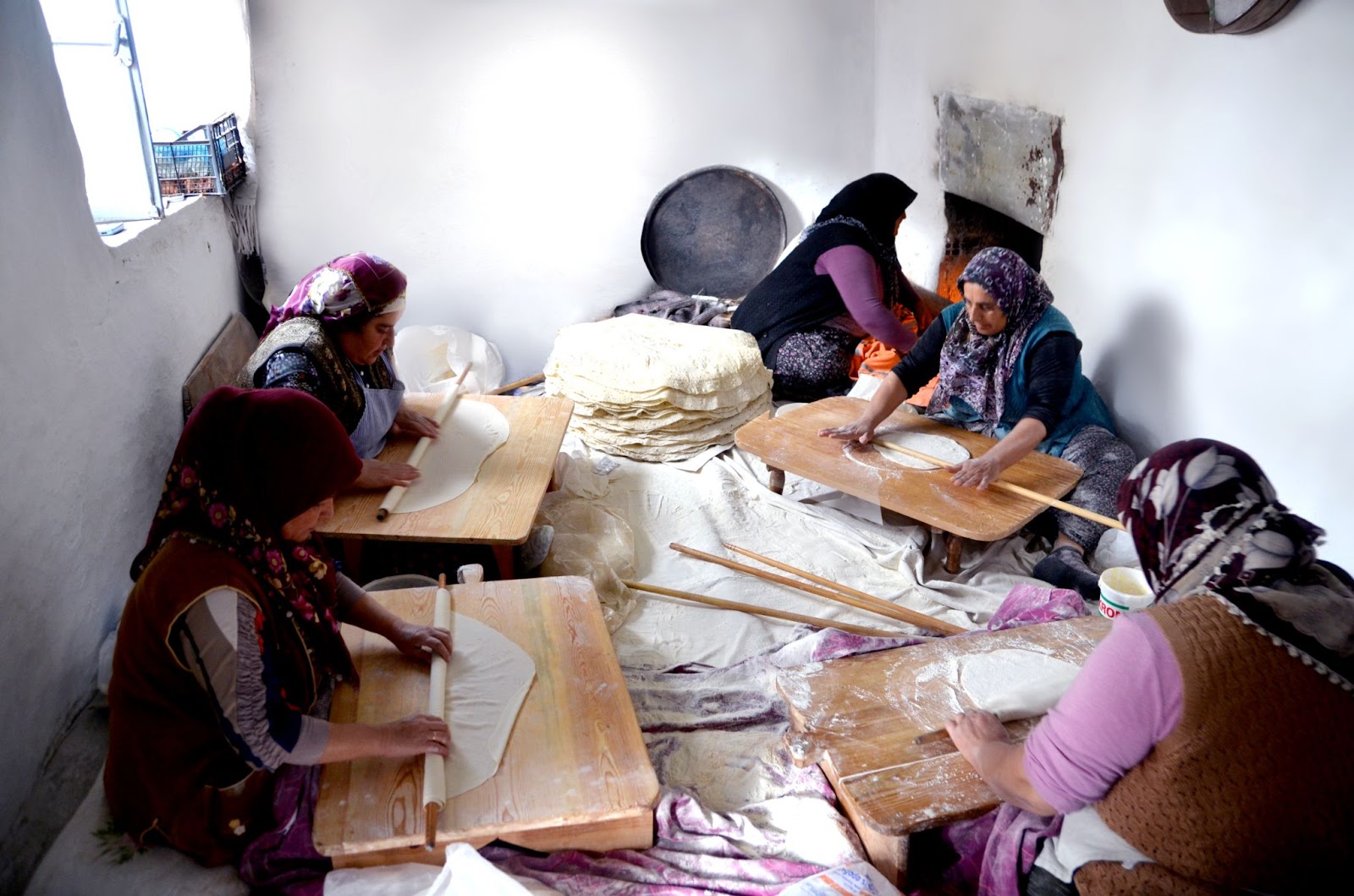 İnce Ekmek Yapımı ve Paylaşımı Geleneği- Lavaş, Katırma, Jupka, Yufka